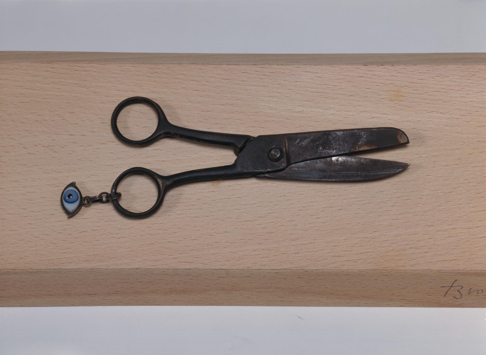 Un poema objeto de Joan Brossa